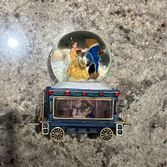 The Bradford Exchange Disney Wonderland Express Beauty and the Beast Snow Globe - Picture 1 of 6